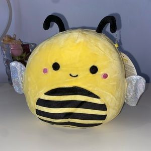Bee Squishmallow